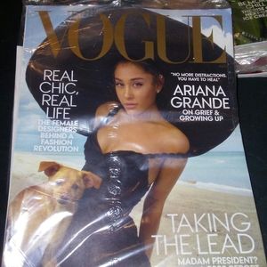 VOGUE ARIANA GRANDE